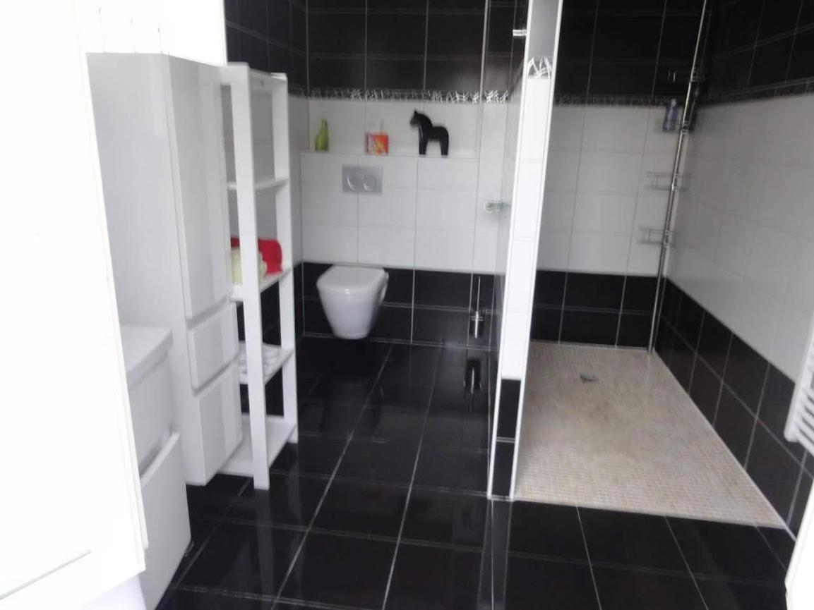 Chambre Avec Salle De Bain Privatisee Avec Petit Dejeuner Compris Auxonne Esterno foto